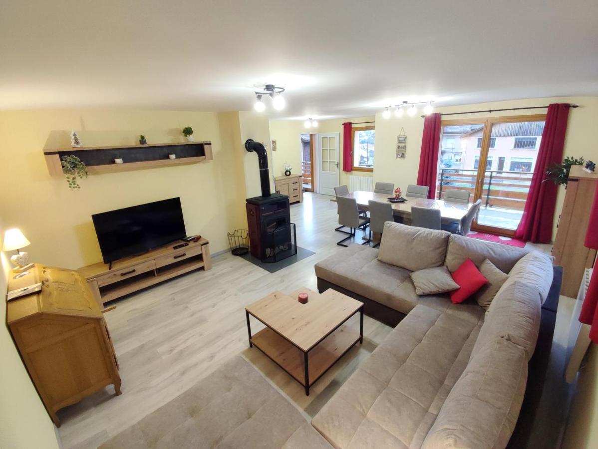Villa Les Randogodilleurs Avec Jacuzzi A 2Kms Des Pistes Et 350M Du Theatre Du Peuple ! Bussang Esterno foto